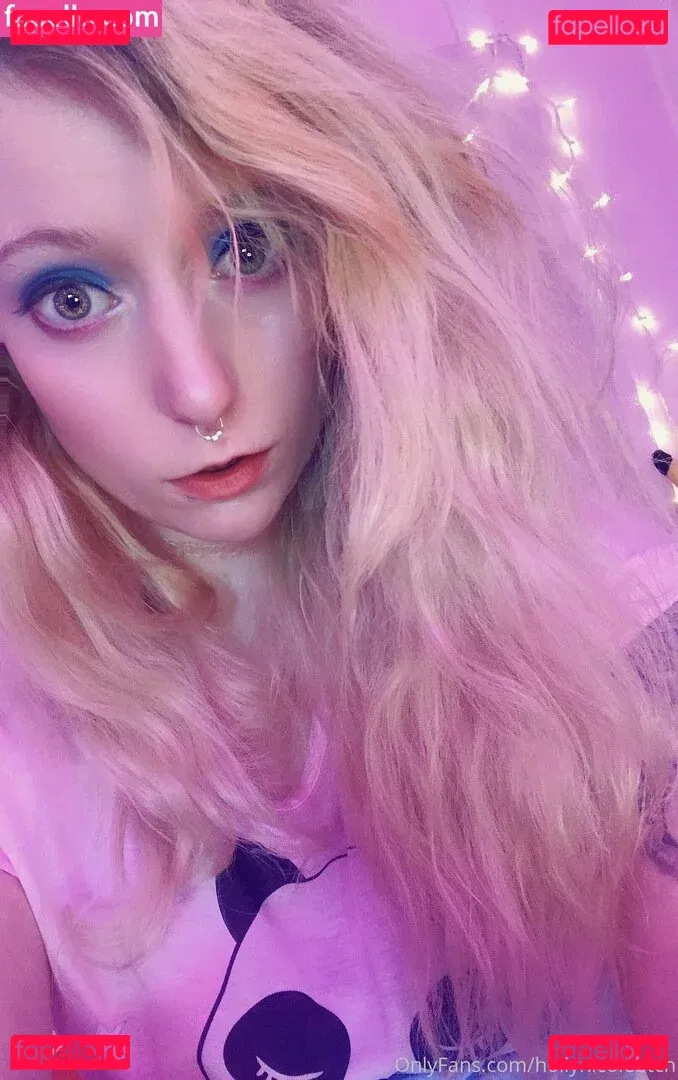 hollynicolebtch Onlyfans Photo Gallery 