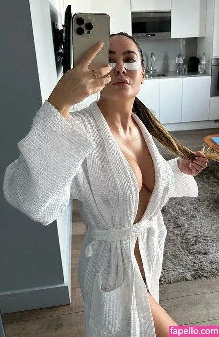 Paola Saulino Onlyfans Photo Gallery 