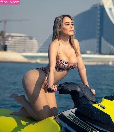 Paola Saulino Onlyfans Photo Gallery 