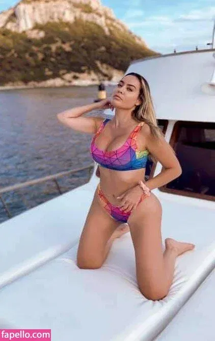 Paola Saulino Onlyfans Photo Gallery 