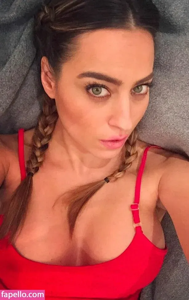 Paola Saulino Onlyfans Photo Gallery 
