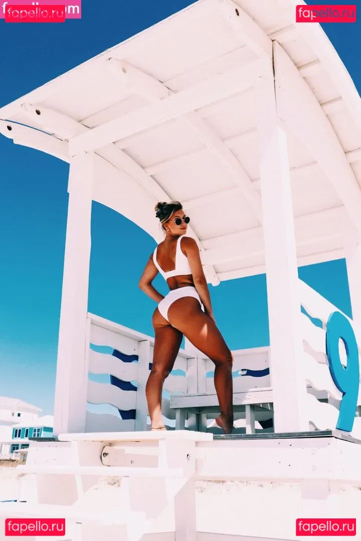 Riley White Onlyfans Photo Gallery 