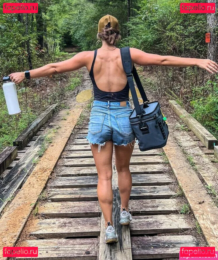 Riley White Onlyfans Photo Gallery 