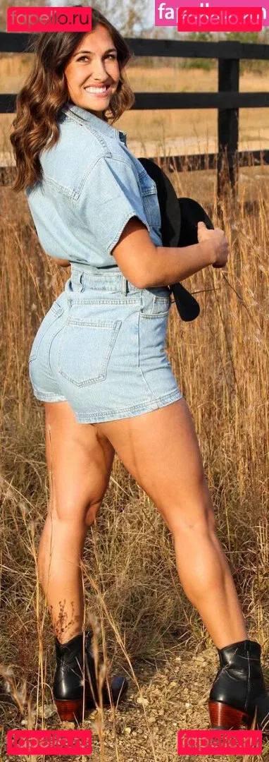 Riley White Onlyfans Photo Gallery 