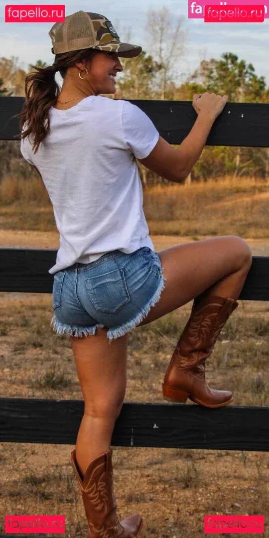 Riley White Onlyfans Photo Gallery 