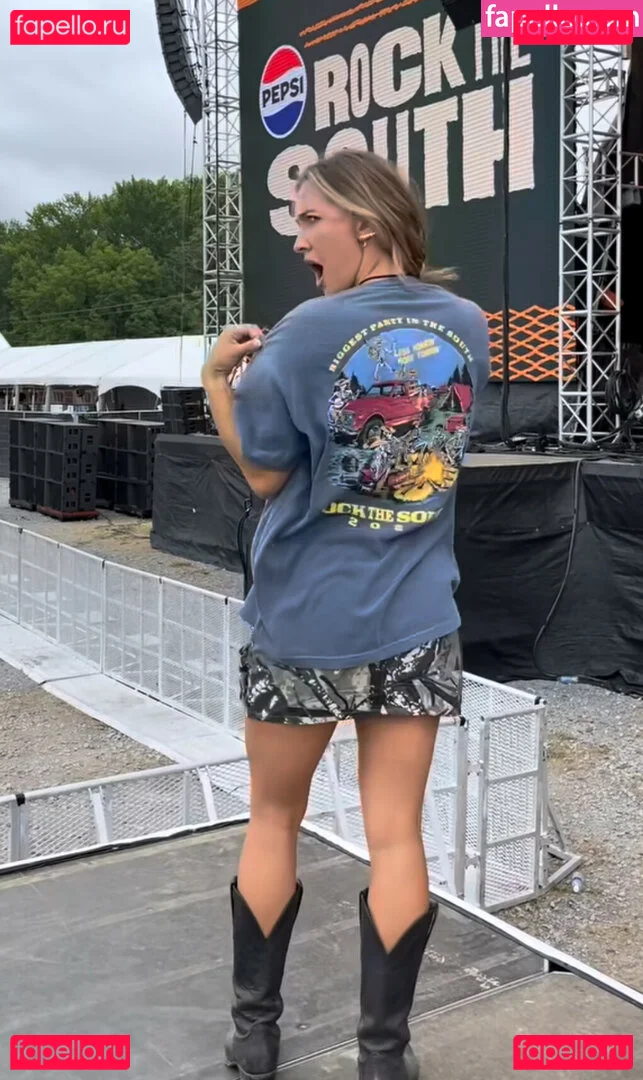 Riley White Onlyfans Photo Gallery 