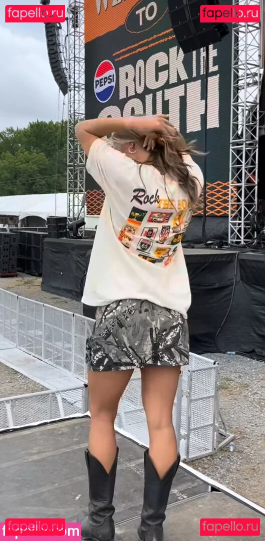 Riley White Onlyfans Photo Gallery 