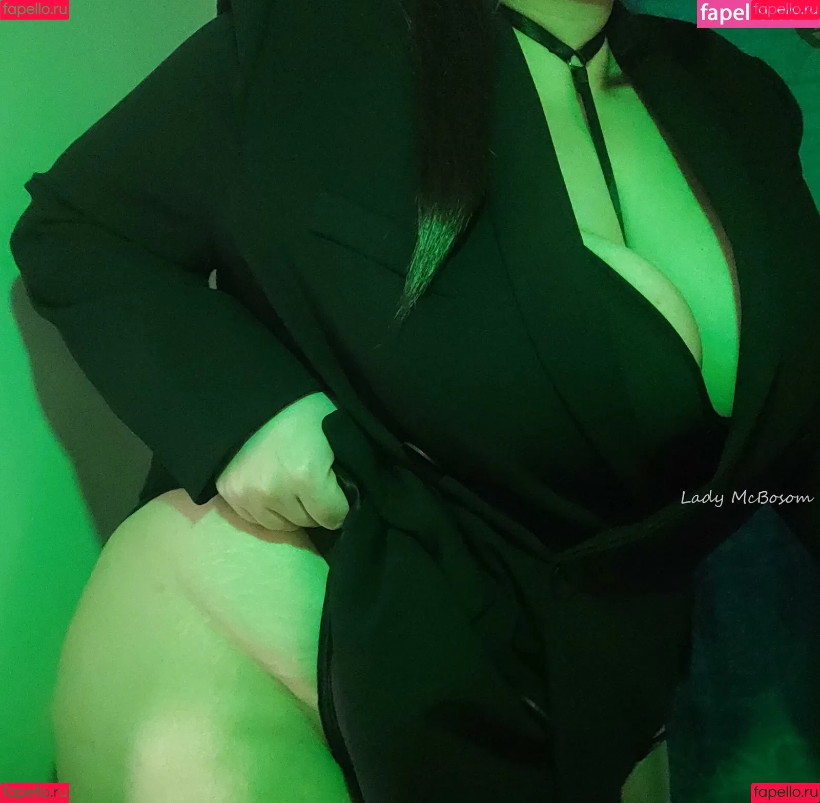 Lady McBosom Onlyfans Photo Gallery 