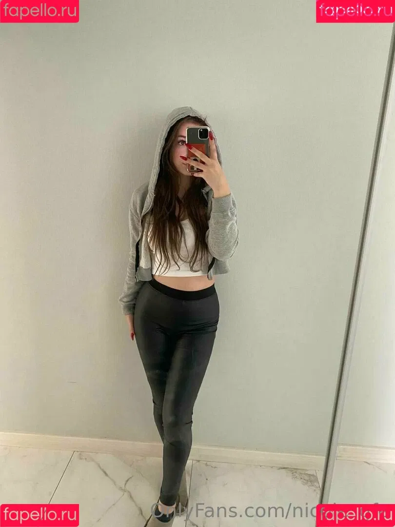 nicole_gfe Onlyfans Photo Gallery 