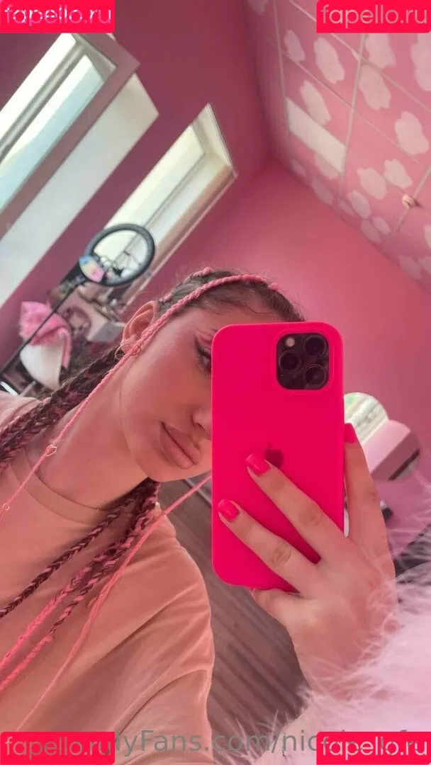 nicole_gfe Onlyfans Photo Gallery 