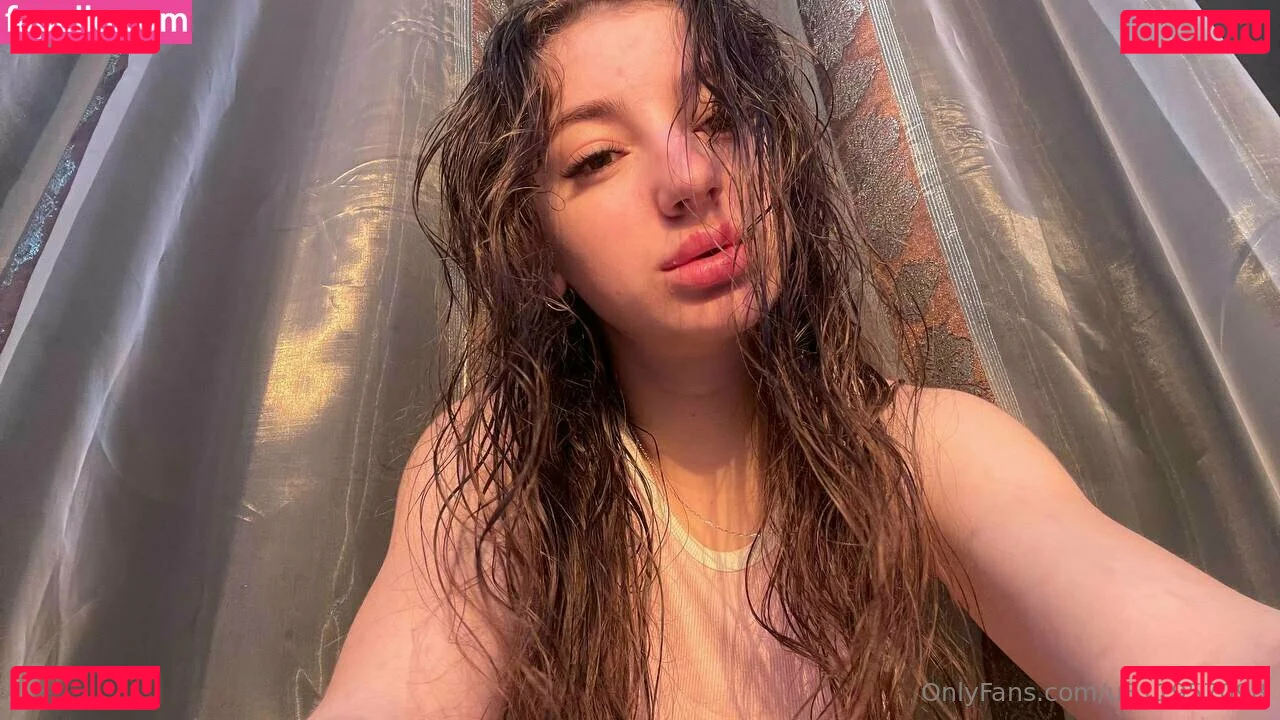 nicole_gfe Onlyfans Photo Gallery 