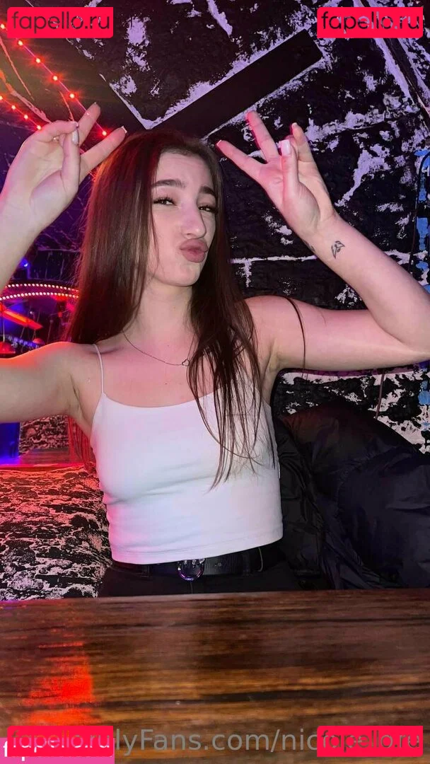 nicole_gfe Onlyfans Photo Gallery 