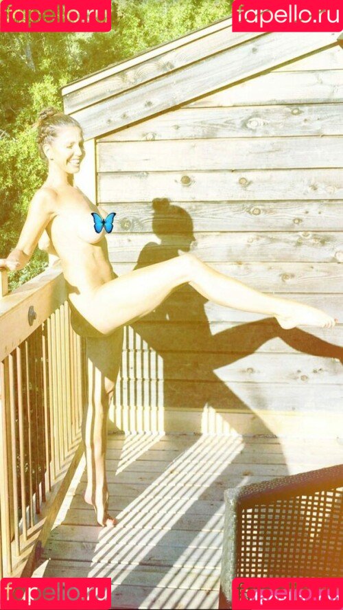 Charisma Carpenter Onlyfans Photo Gallery 