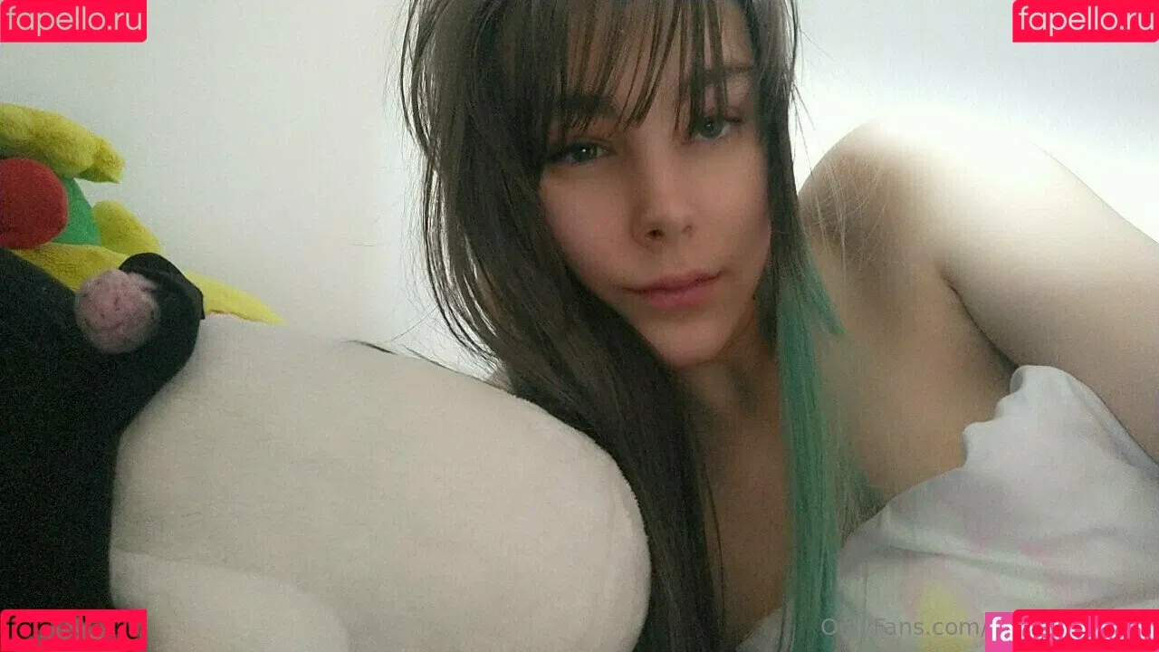 coconut_elina Onlyfans Photo Gallery 