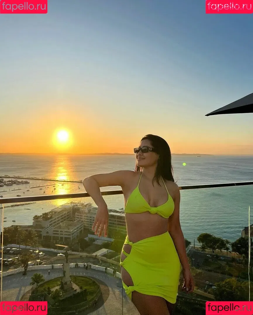 Thaynara OG Onlyfans Photo Gallery 