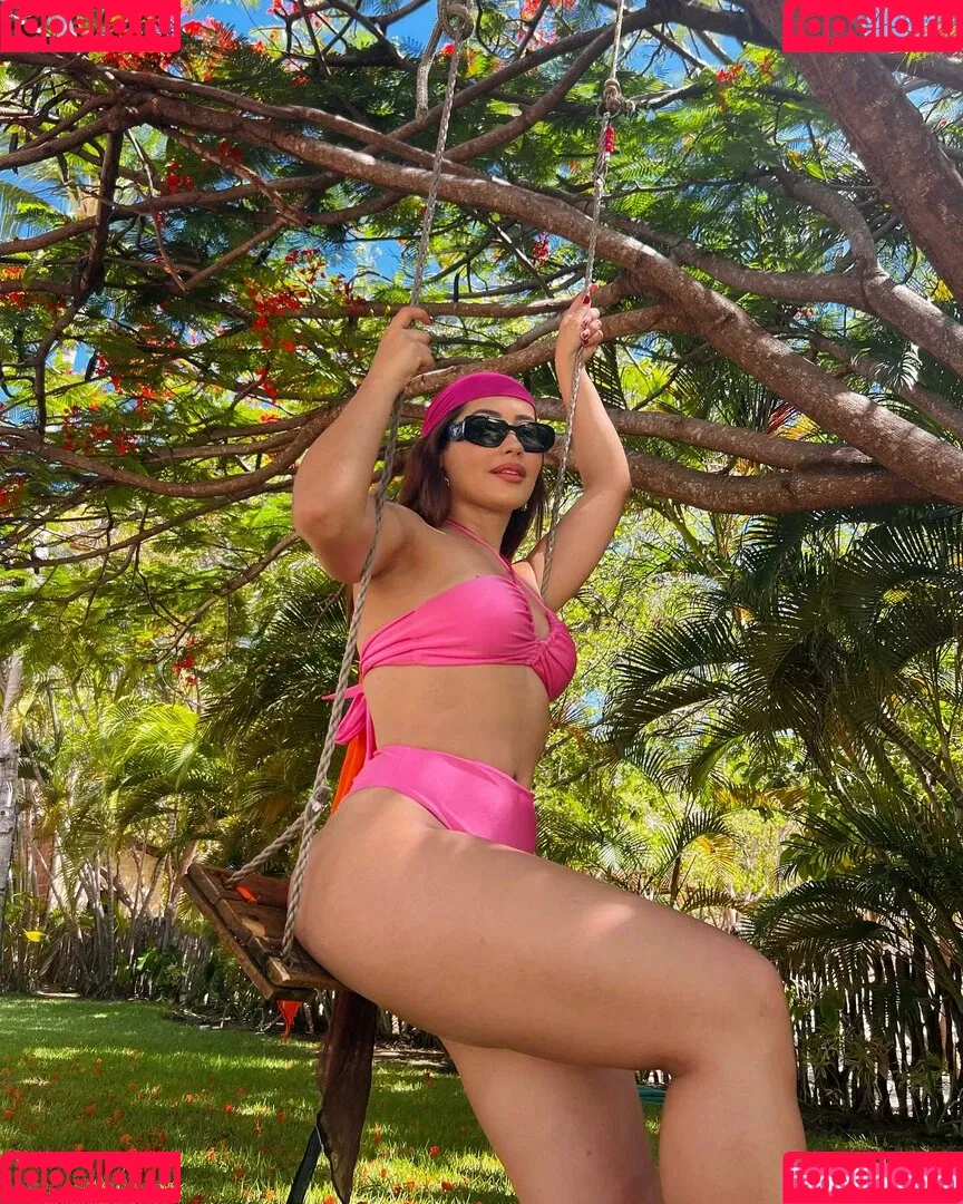 Thaynara OG Onlyfans Photo Gallery 