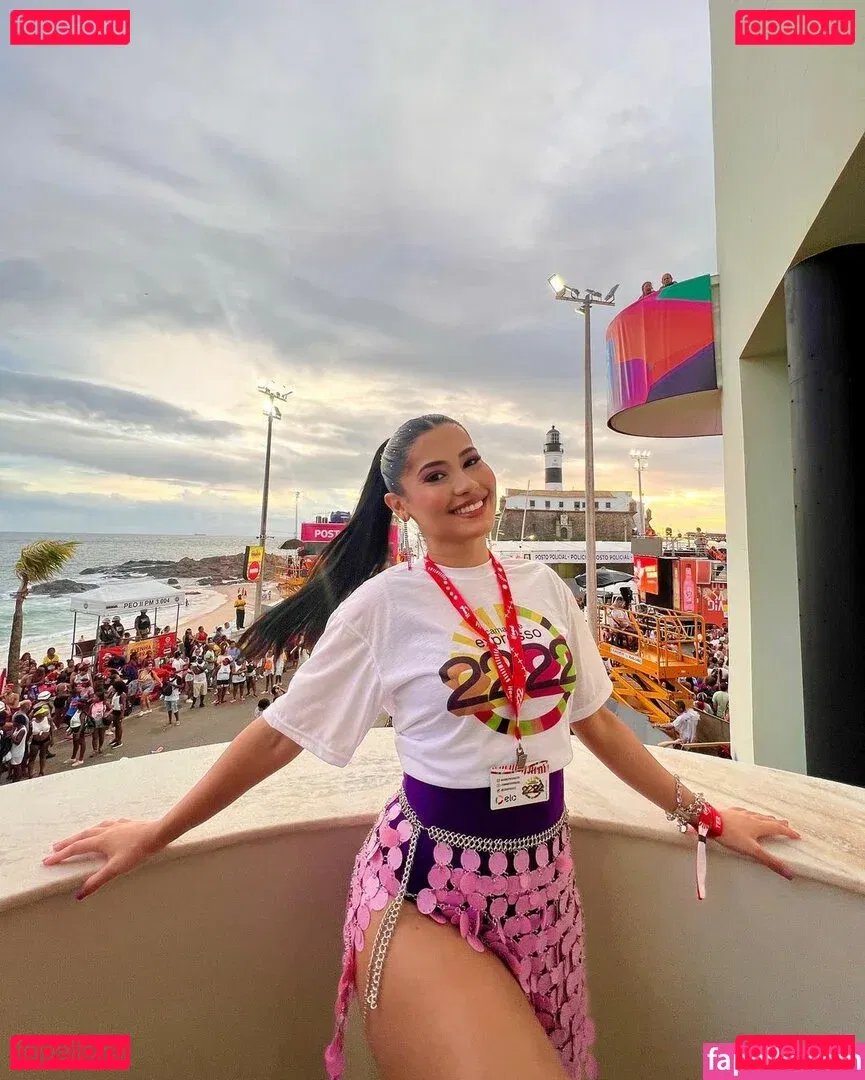 Thaynara OG Onlyfans Photo Gallery 