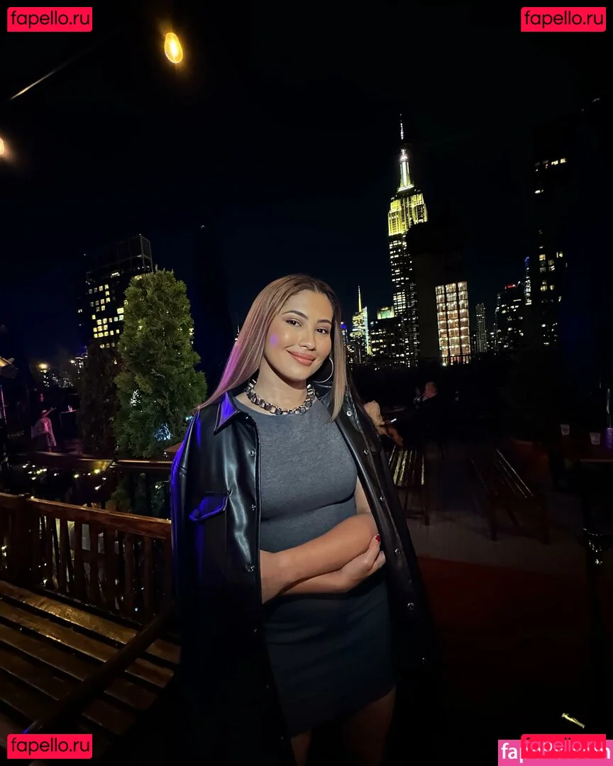 Thaynara OG Onlyfans Photo Gallery 