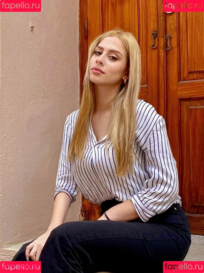 Dimitra Menegatou Onlyfans Photo Gallery 