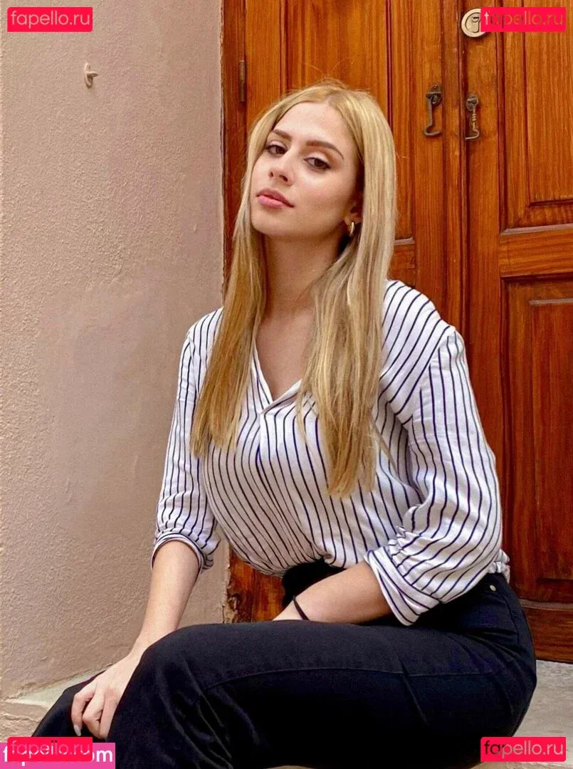 Dimitra Menegatou Onlyfans Photo Gallery 