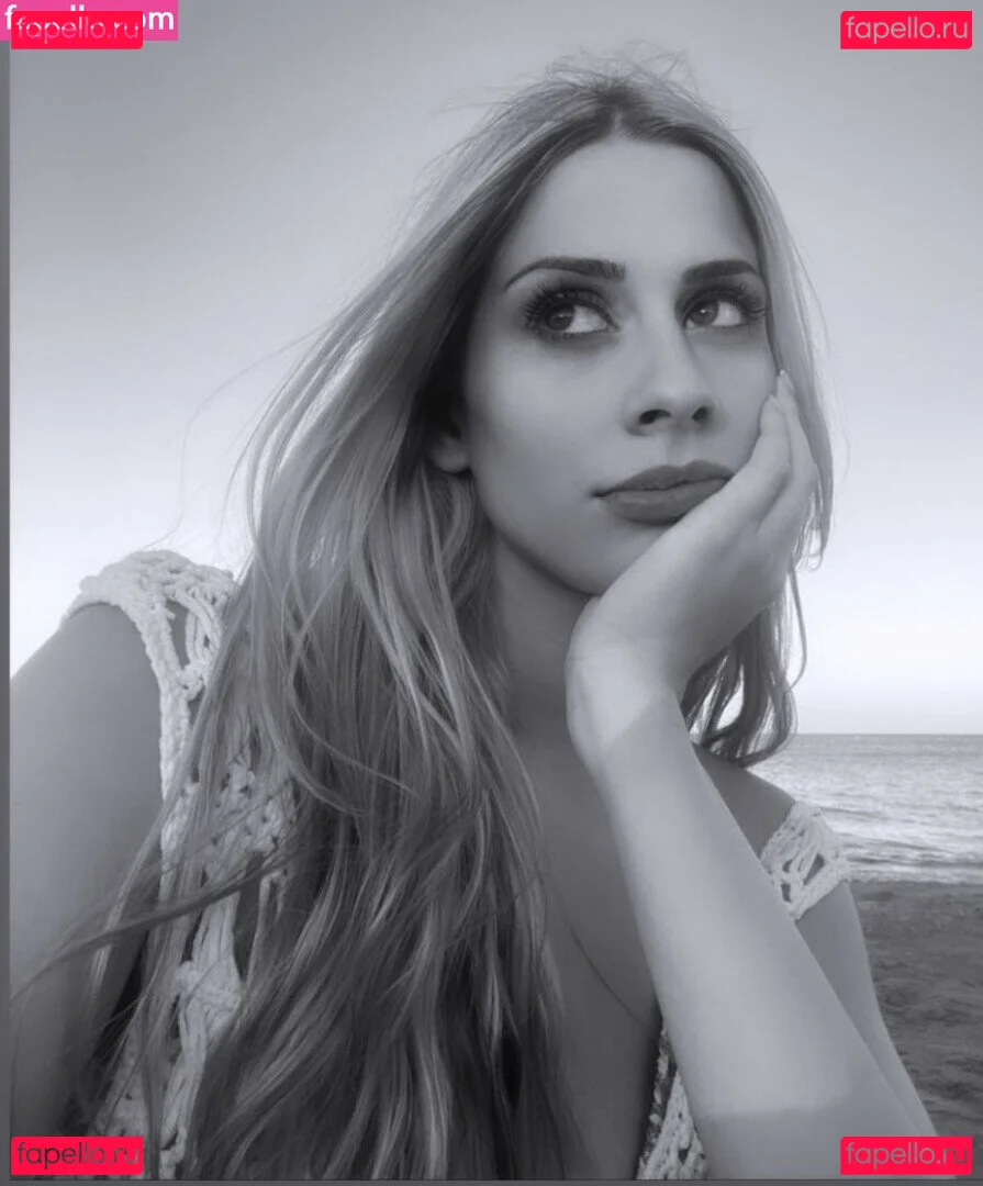 Dimitra Menegatou Onlyfans Photo Gallery 