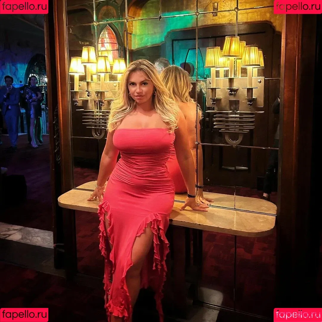 Sensi Lowe Onlyfans Photo Gallery 
