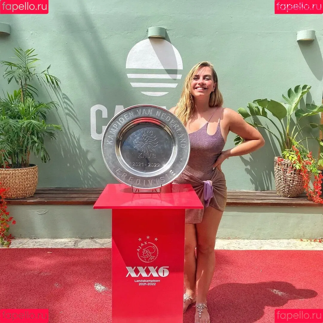 Sensi Lowe Onlyfans Photo Gallery 