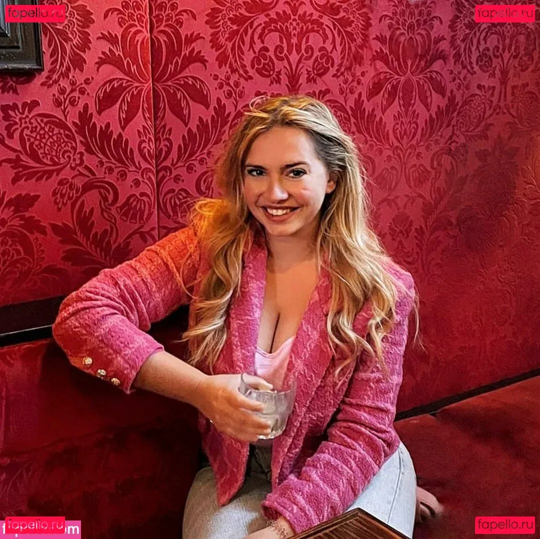 Sensi Lowe Onlyfans Photo Gallery 