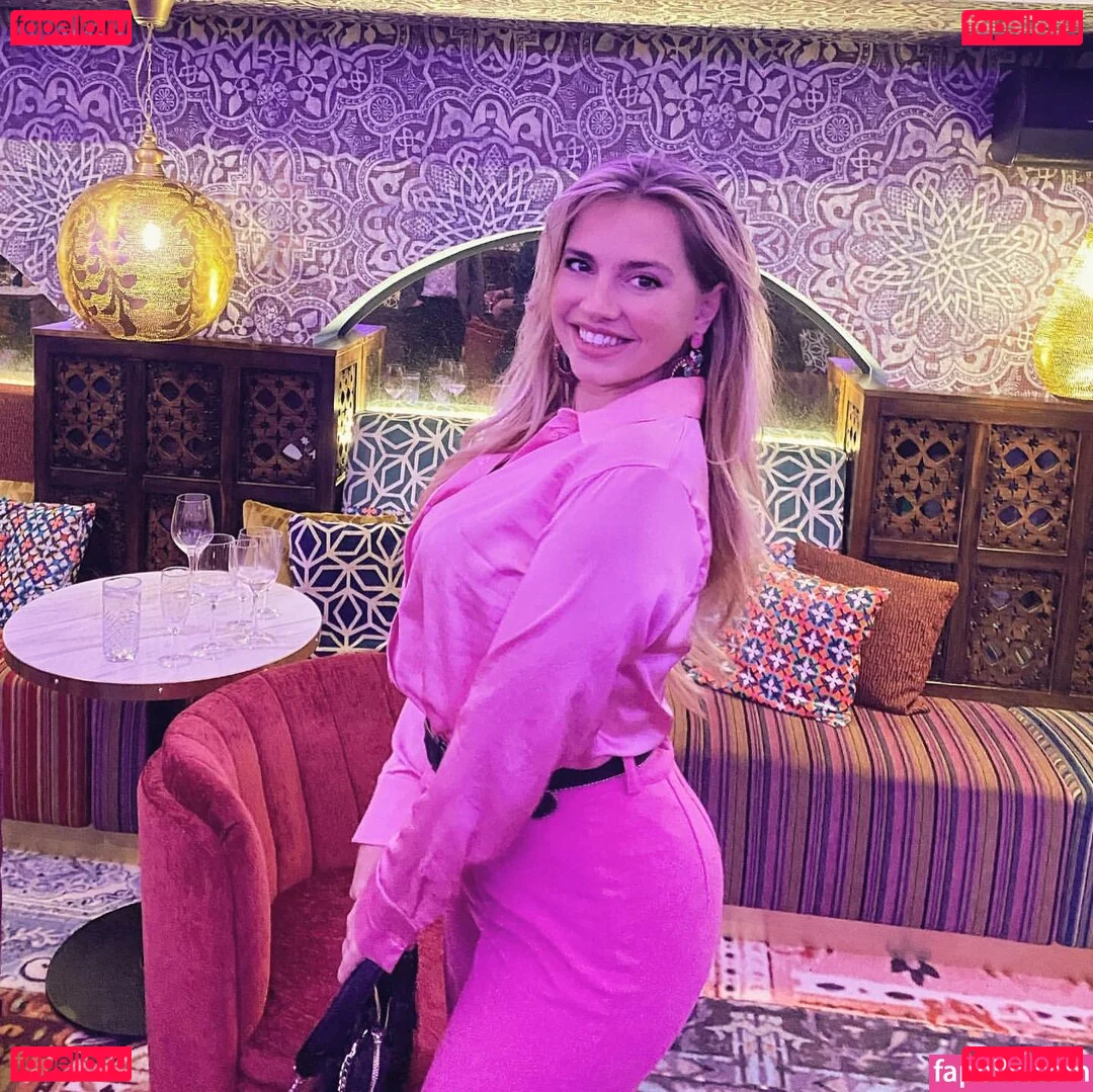 Sensi Lowe Onlyfans Photo Gallery 