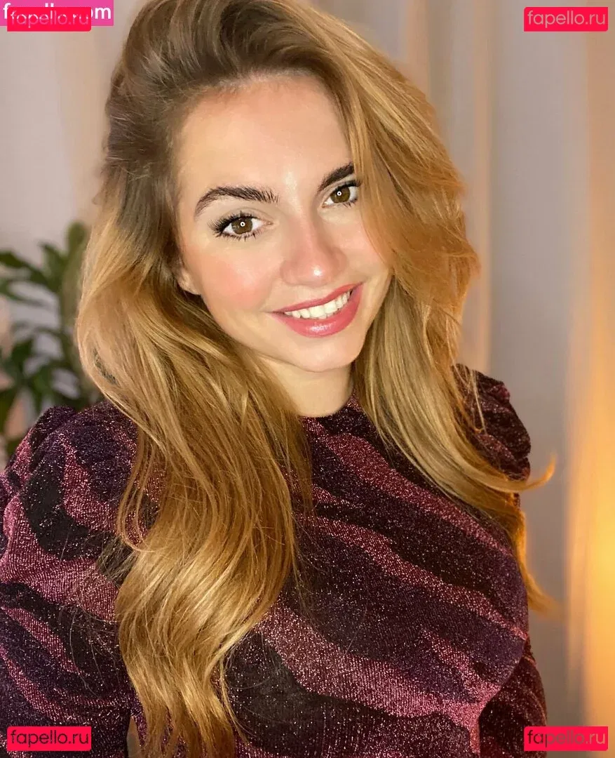 Sensi Lowe Onlyfans Photo Gallery 