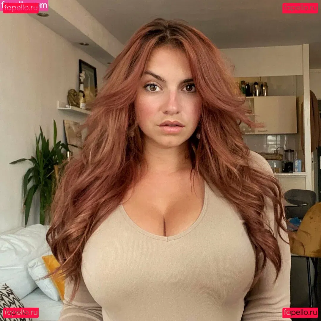 Sensi Lowe Onlyfans Photo Gallery 