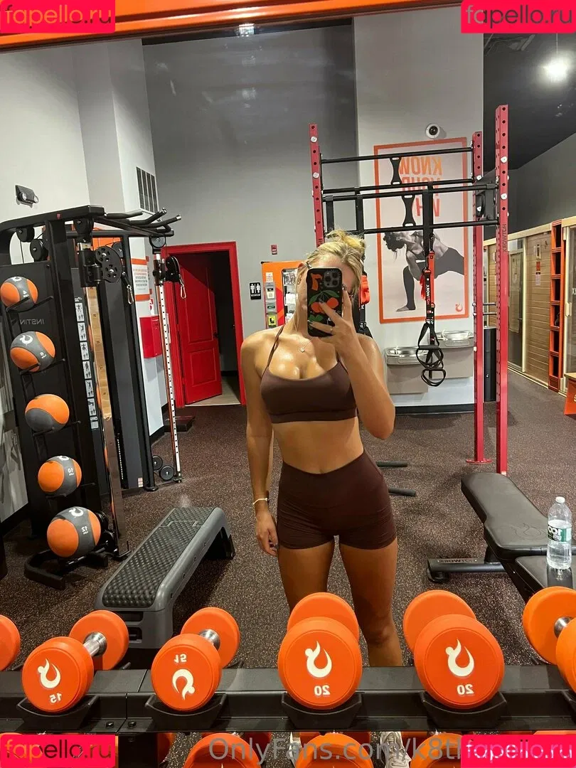 k8thegreatt Onlyfans Photo Gallery 