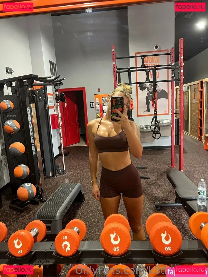 k8thegreatt Onlyfans Photo Gallery 