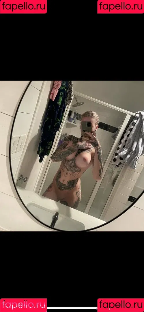 alliluvsin Onlyfans Photo Gallery 