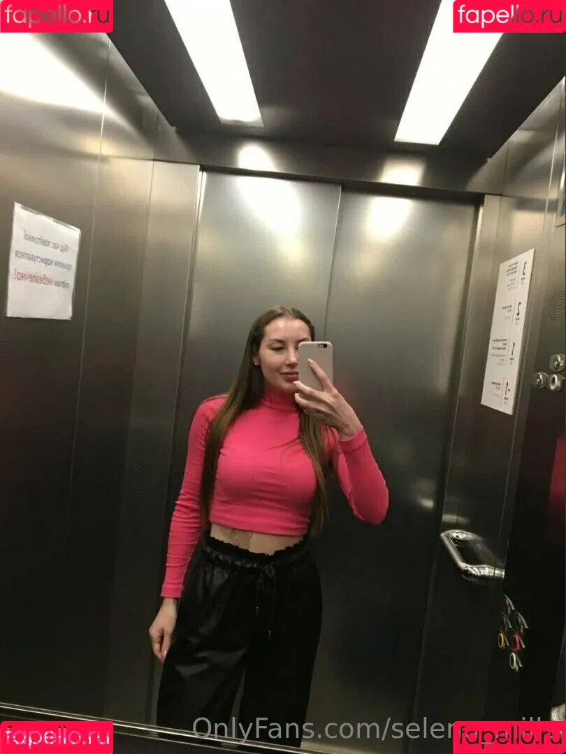 selena_mills Onlyfans Photo Gallery 