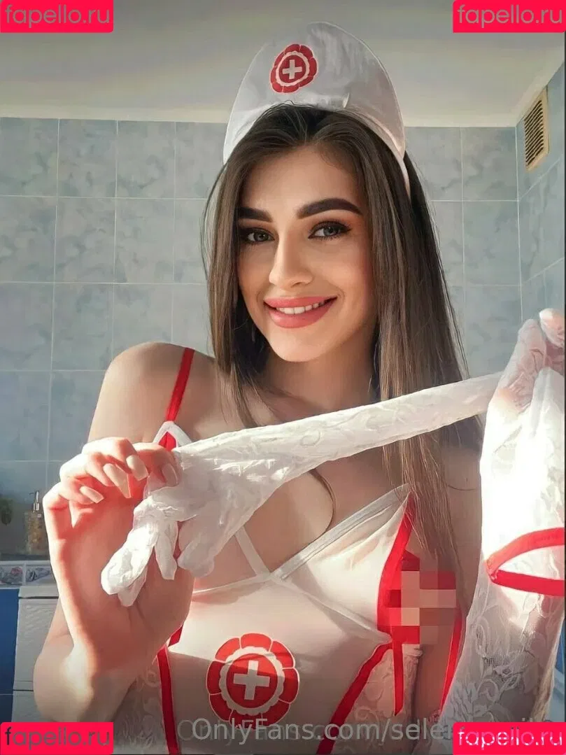 selena_mills Onlyfans Photo Gallery 