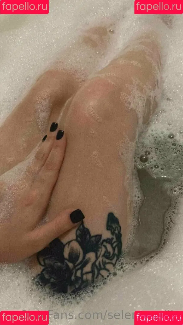 selena_mills Onlyfans Photo Gallery 