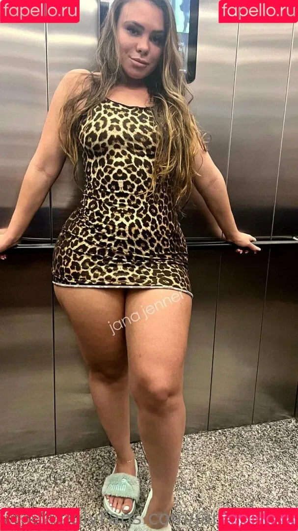 Jana Jenner Onlyfans Photo Gallery 