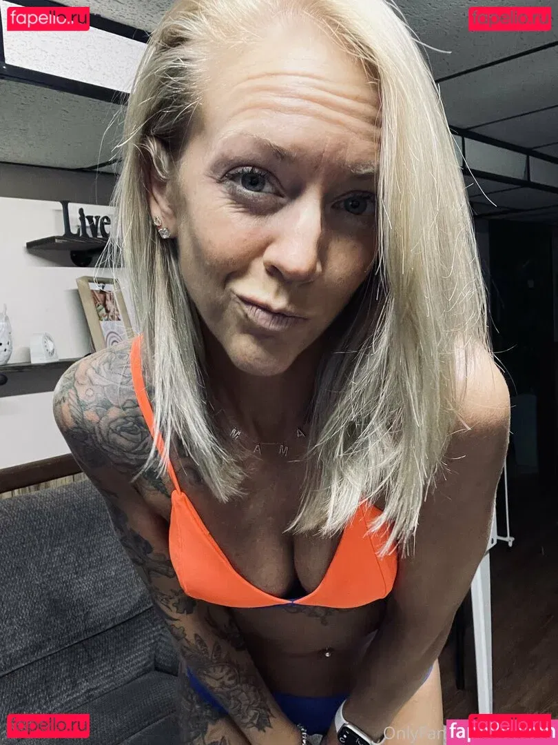 chart92 Onlyfans Photo Gallery 