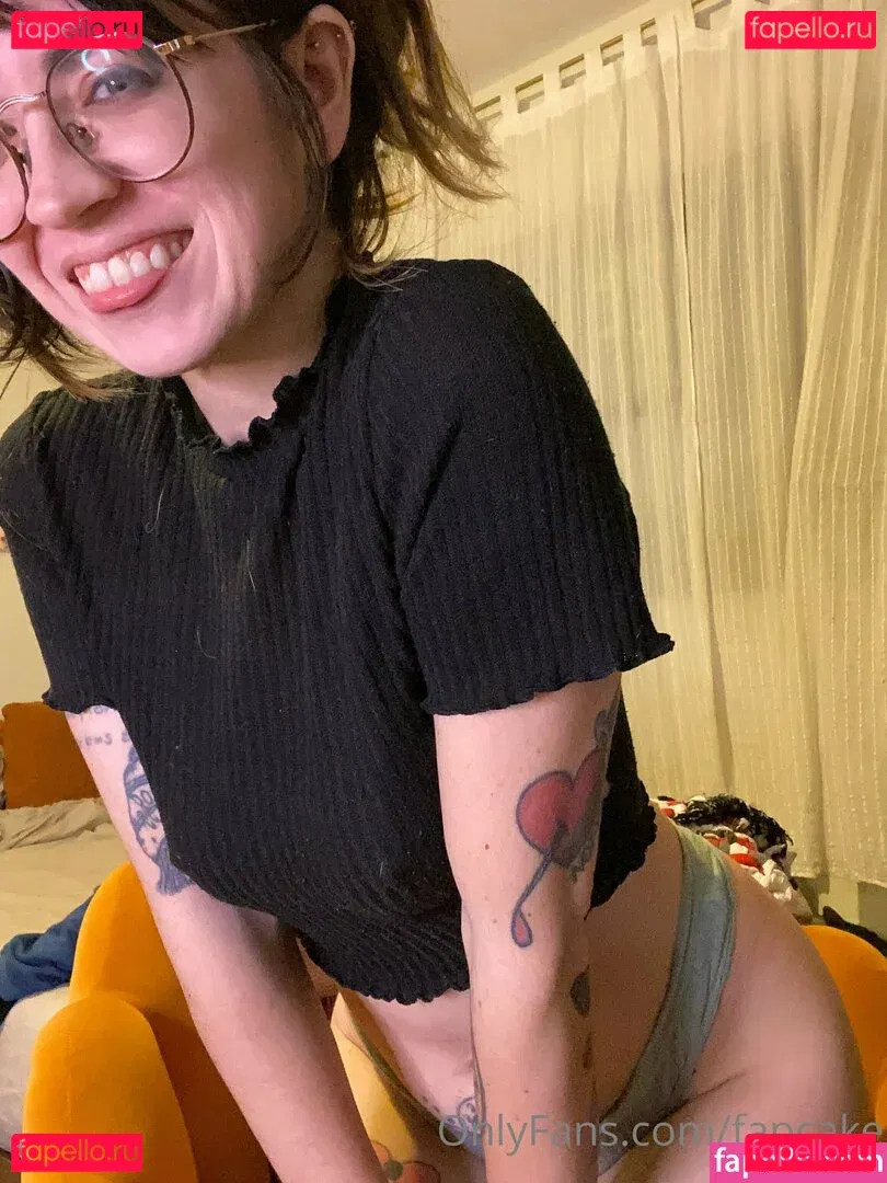 fapcake Onlyfans Photo Gallery 