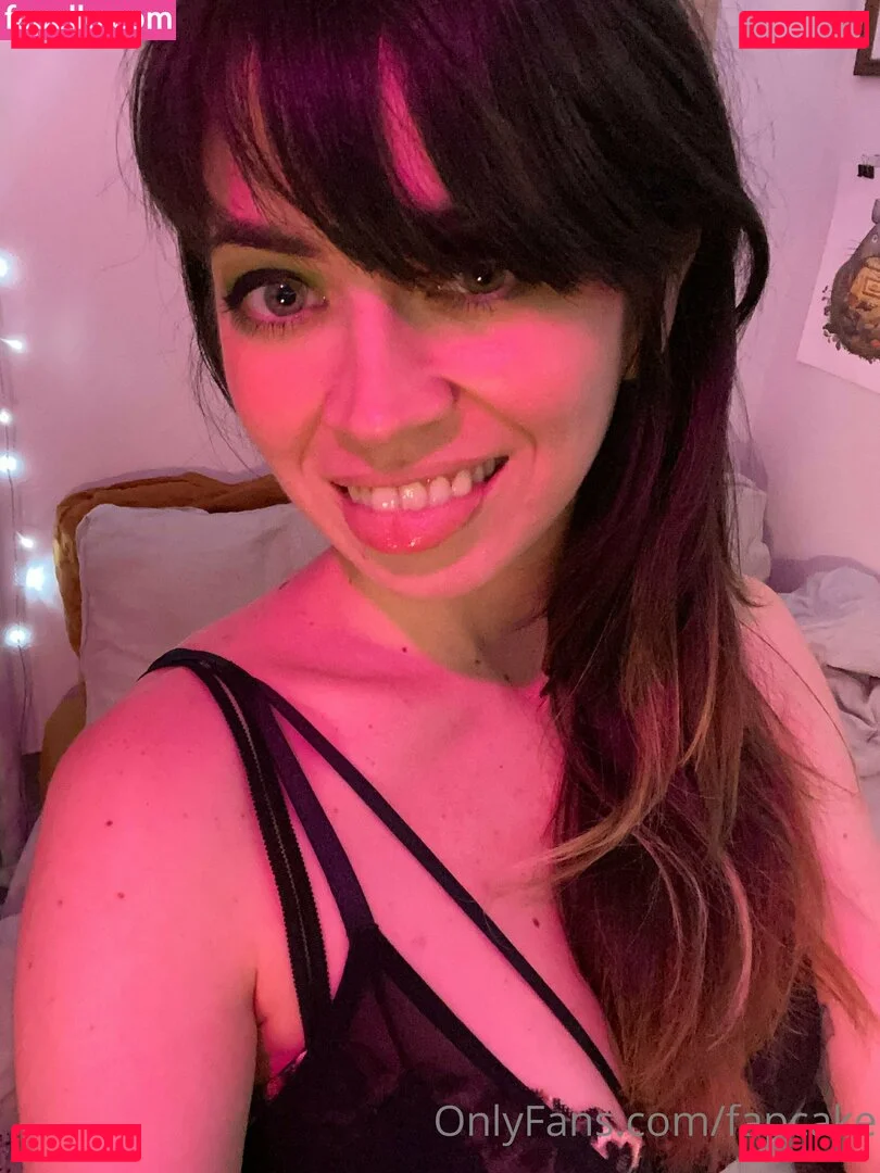 fapcake Onlyfans Photo Gallery 