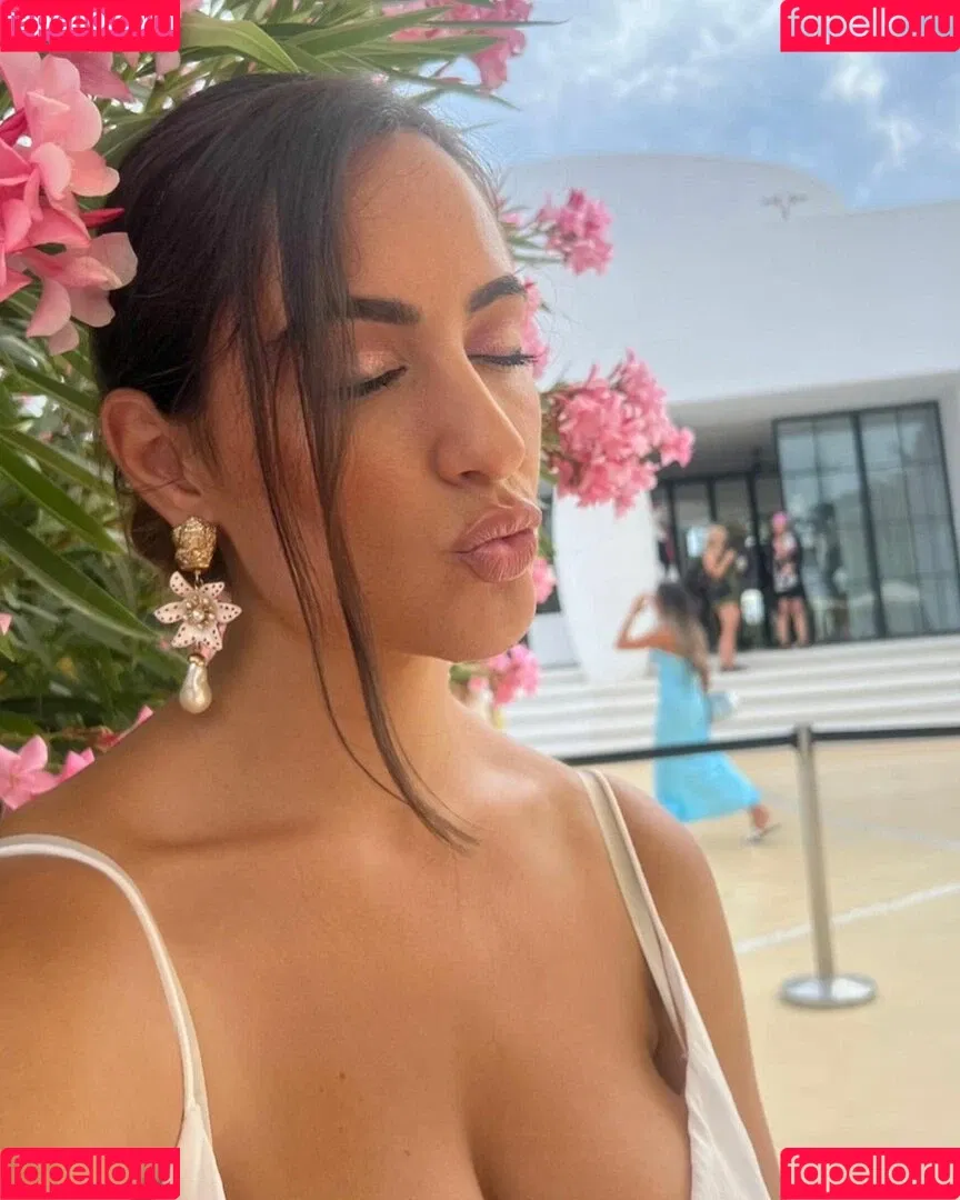 Carla Onlyfans Photo Gallery 