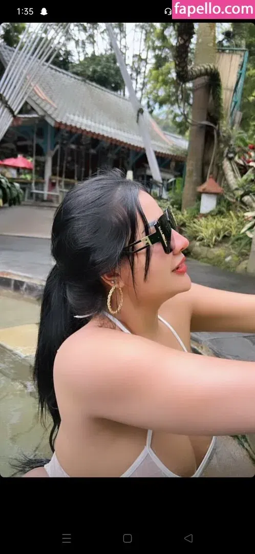 Neysa Alina Onlyfans Photo Gallery 