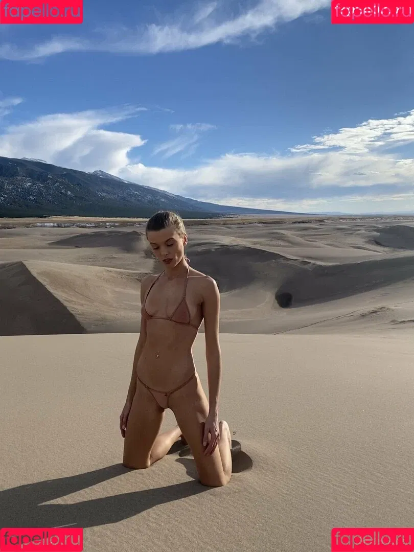 Love_Moxxi Onlyfans Photo Gallery 