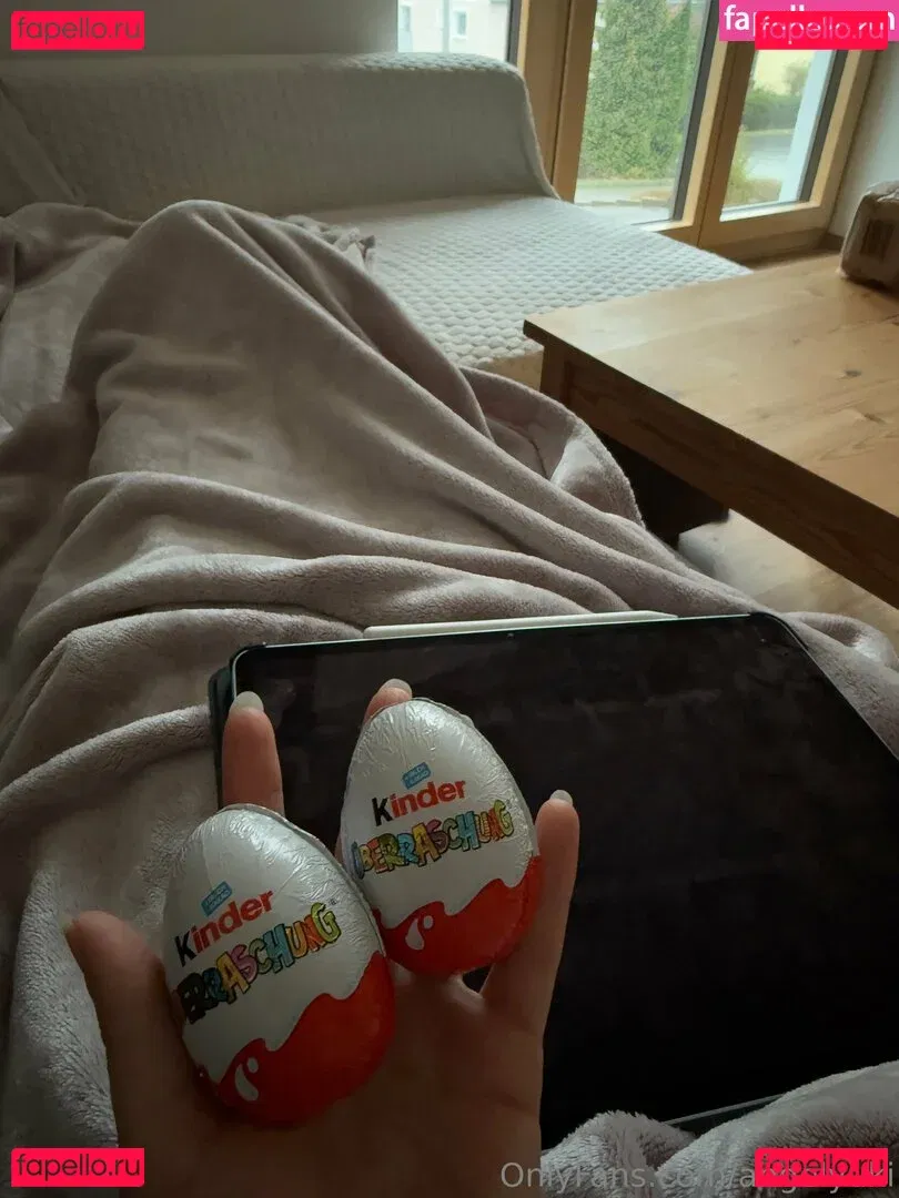 angelyuki Onlyfans Photo Gallery 