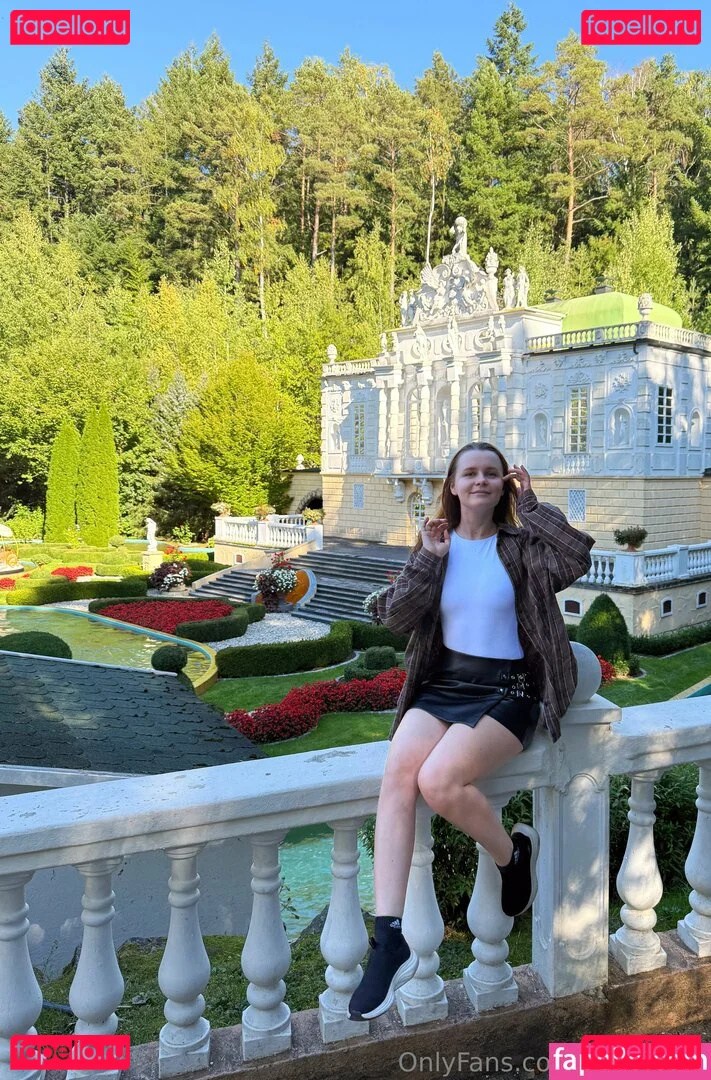 angelyuki Onlyfans Photo Gallery 