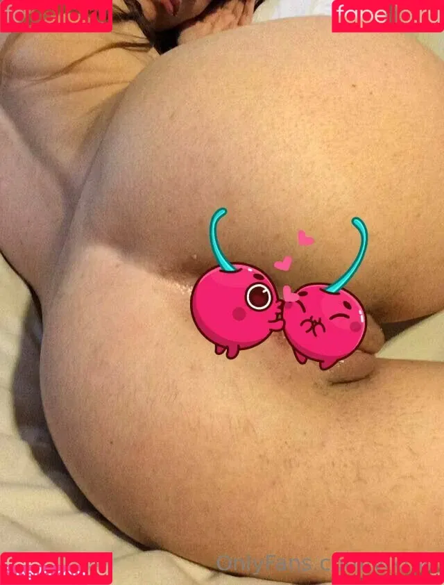 viki.vi Onlyfans Photo Gallery 