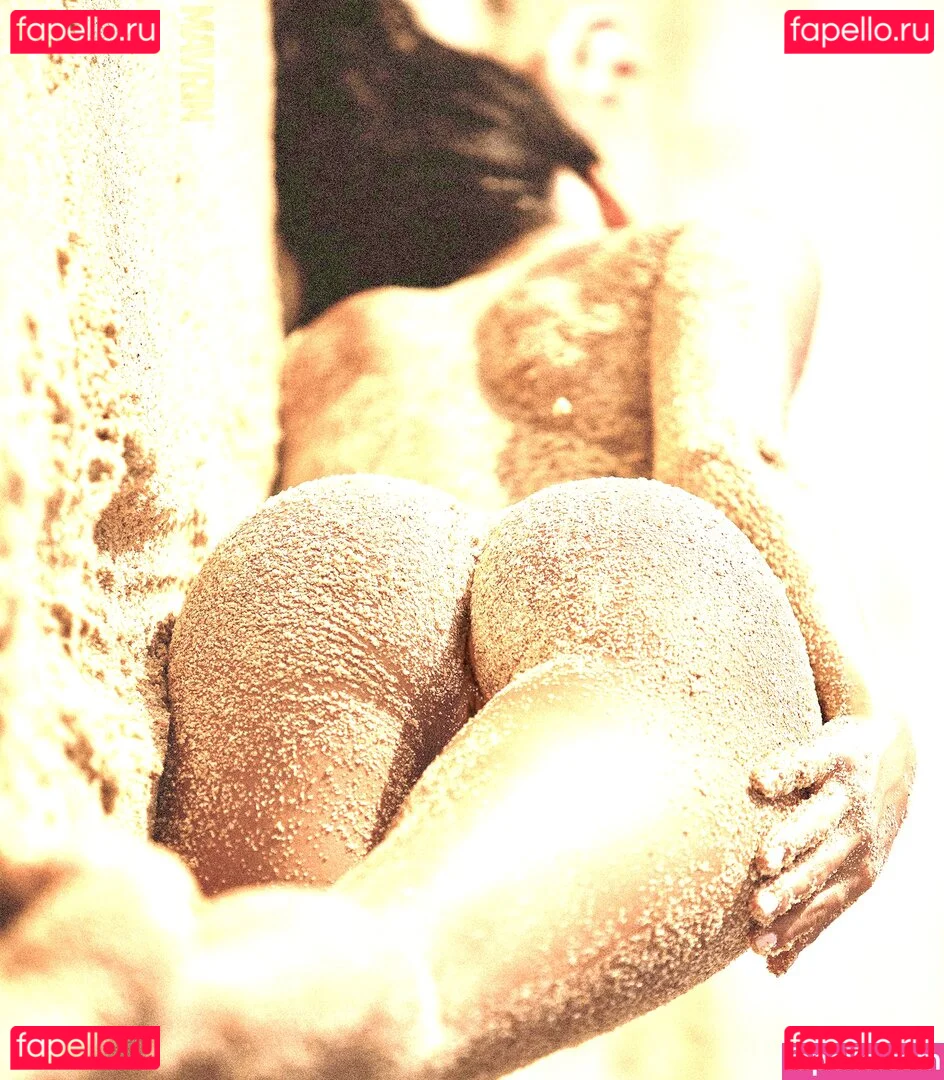 viki.vi Onlyfans Photo Gallery 