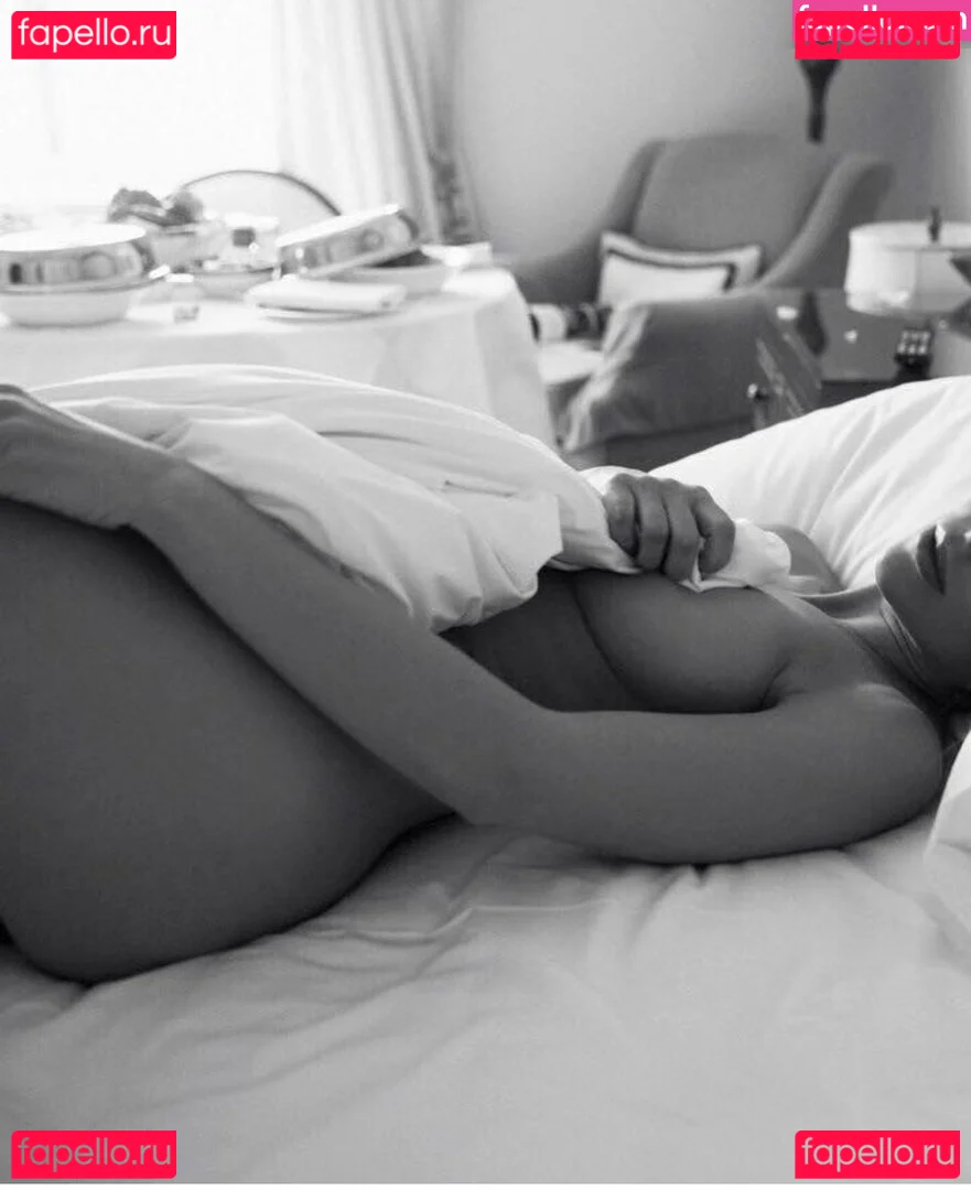 viki.vi Onlyfans Photo Gallery 