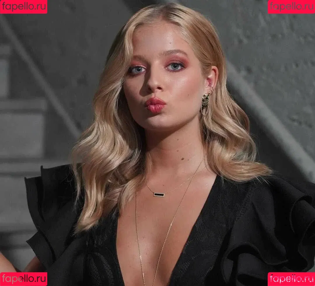 Jackie Evancho Onlyfans Photo Gallery 